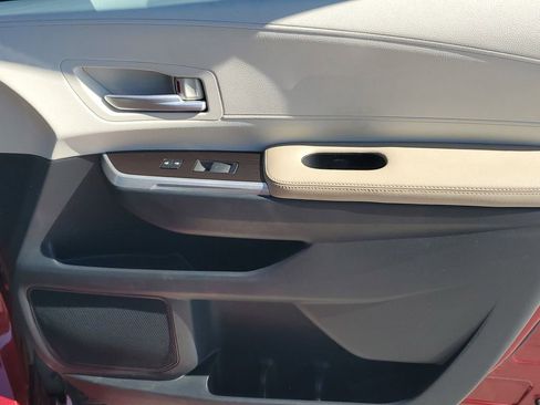 Certified 2021 Toyota Sienna XLE image 43
