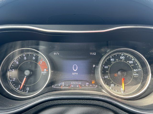 Used 2019 Jeep Cherokee Limited AWD/4WD image 20