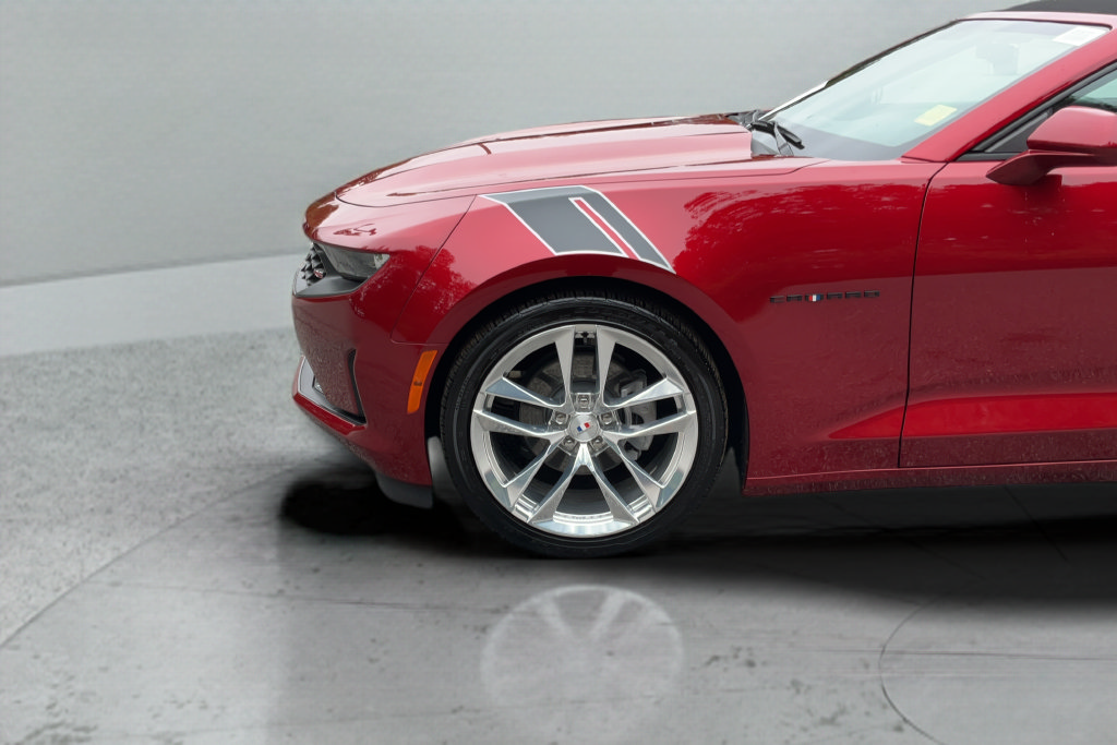Certified 2024 Chevrolet Camaro LT w/ Design Package 1 RWD image 28