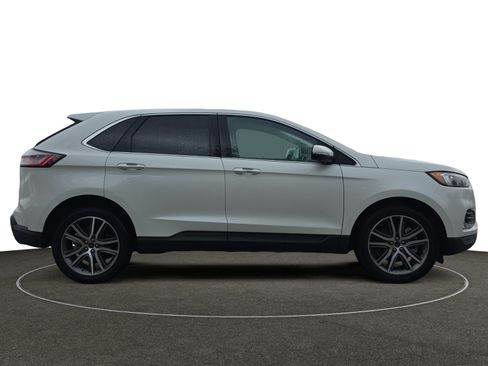 Used 2022 Ford Edge Titanium AWD/4WD image 7