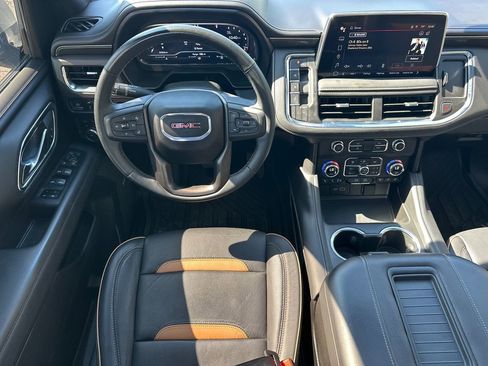 Used 2024 GMC Yukon XL AT4 w/ Technology Package AWD/4WD image 24