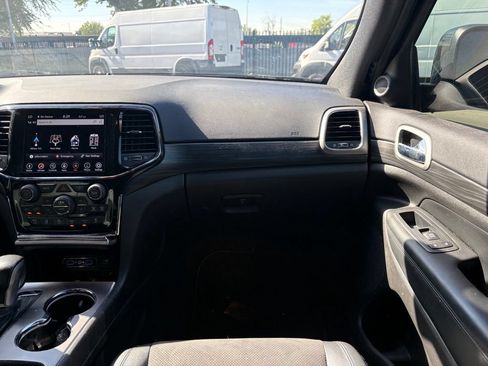 Certified 2021 Jeep Grand Cherokee Laredo X RWD image 8