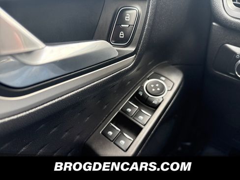 Used 2020 Ford Escape SE AWD/4WD image 8