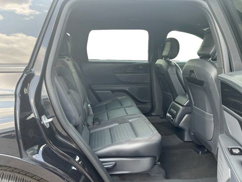 Certified 2024 Lincoln Nautilus Reserve w/ Jet Appearance Package (87T) AWD/4WD image 23