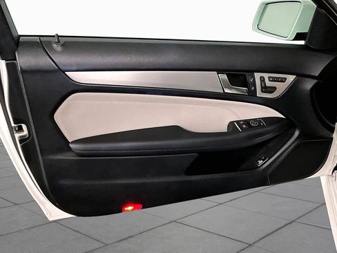 Used 2013 Mercedes-Benz C 250 Coupe image 22
