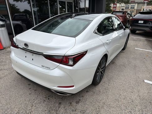 Used 2024 Lexus ES 350 w/ Premium Package FWD image 9