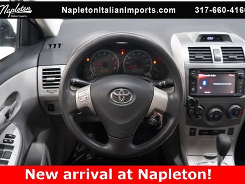 Used 2013 Toyota Corolla LE image 12