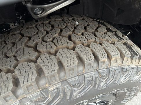 New 2026 Ford Bronco Badlands AWD/4WD image 10
