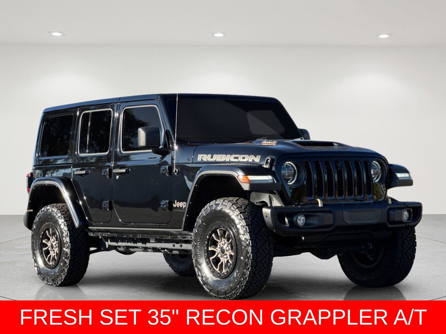 Used 2023 Jeep Wrangler Unlimited Rubicon 392 w/ Trailer Tow Package AWD/4WD image 8