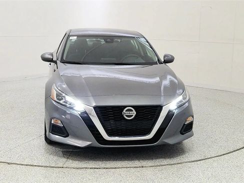 Used 2022 Nissan Altima 2.5 SV AWD/4WD image 2