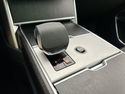 New 2026 Land Rover Range Rover SE image 20