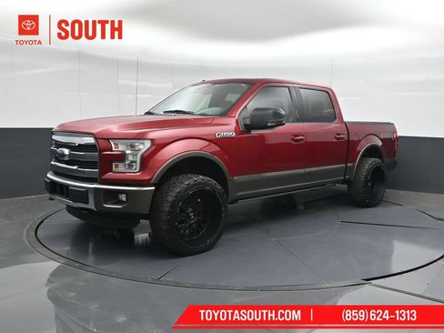 Used 2015 Ford F150 King Ranch w/ Equipment Group 601A Luxury AWD/4WD image 6