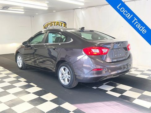 Used 2016 Chevrolet Cruze LT image 7