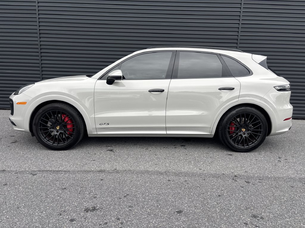 Used 2021 Porsche Cayenne GTS AWD/4WD image 2