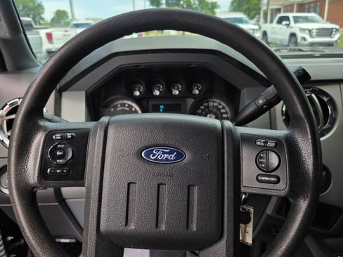 Used 2015 Ford F350 XLT w/ XLT Interior Package AWD/4WD image 9