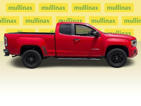 Used 2015 GMC Canyon W/T RWD image 2