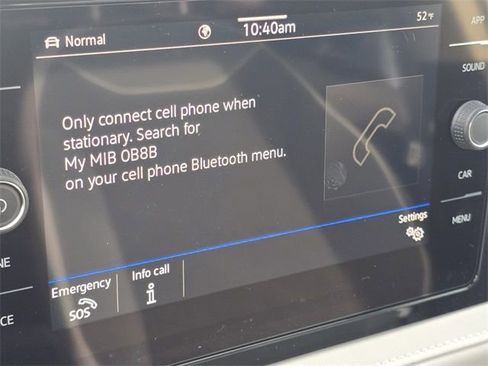 New 2026 Volkswagen Taos SE AWD/4WD image 5