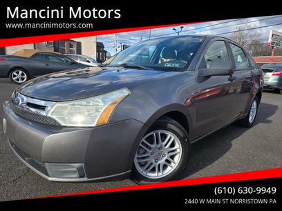 Used 2011 Ford Focus SE