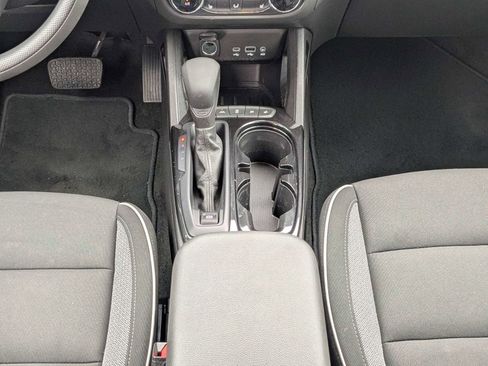 Used 2022 Chevrolet TrailBlazer LT w/ Convenience Package image 19