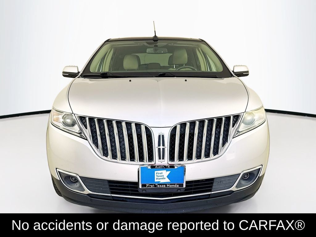 Used 2015 Lincoln MKX FWD w/ Equipment Group 102A image 2