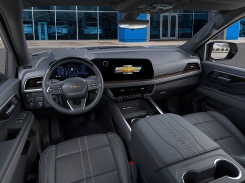 New 2026 Chevrolet Suburban High Country AWD/4WD image 15