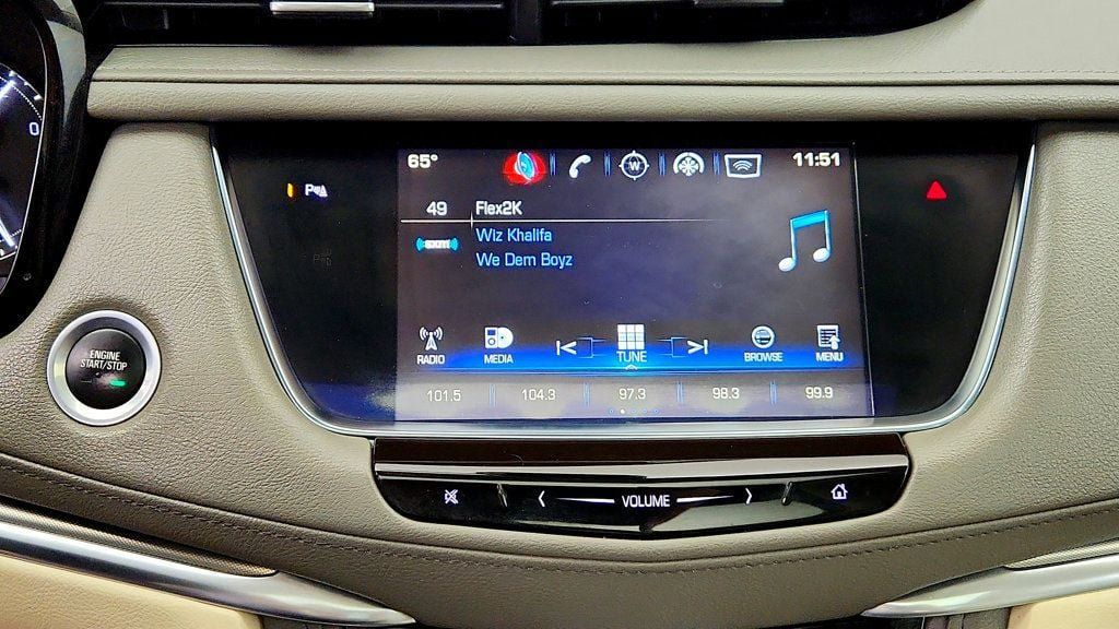 Used 2018 Cadillac XT5 Premium Luxury FWD image 17