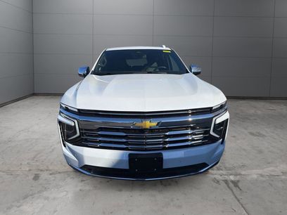 New 2026 Chevrolet Suburban Premier w/ Sun And Tow Package