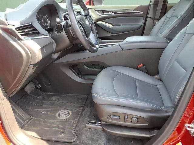 Used 2024 Buick Enclave Essence w/ Sport Touring Edition FWD image 16