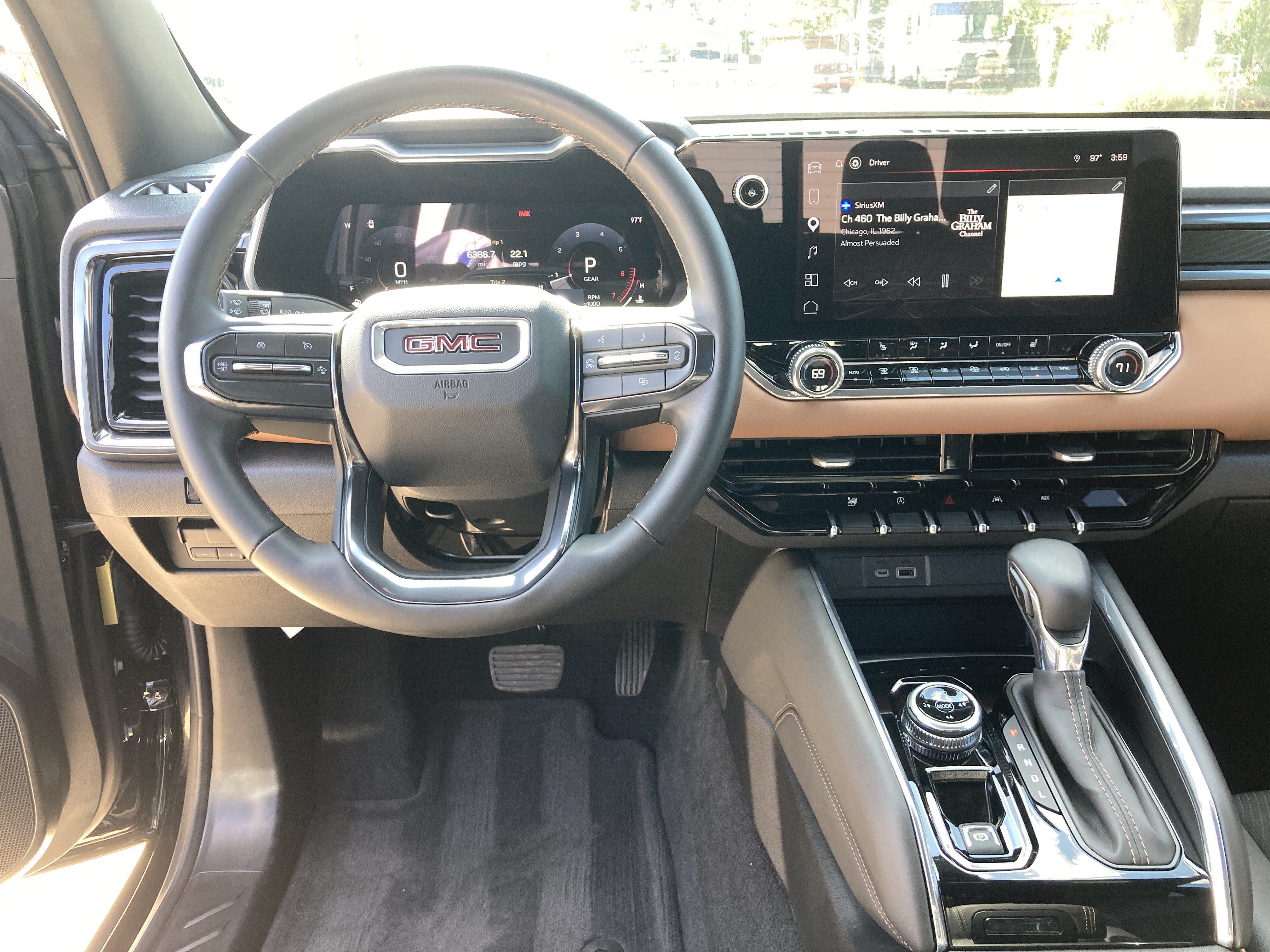 Certified 2026 GMC Canyon AT4 AWD/4WD image 13