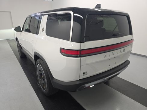 Used 2025 Rivian R1S Adventure AWD/4WD image 3