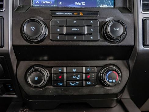 Used 2020 Ford F150 XLT w/ Equipment Group 302A Luxury AWD/4WD image 28