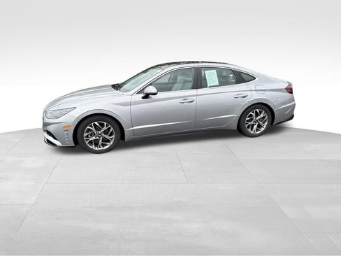 Used 2023 Hyundai Sonata SEL w/ Convenience Package FWD image 6