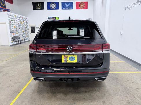 Used 2024 Volkswagen Atlas SE w/ Black Wheel Package AWD/4WD image 6