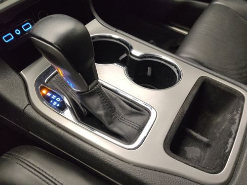 Used 2020 Jeep Grand Cherokee Limited w/ Luxury Group II image 26