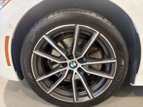 Used 2021 BMW 330e xDrive w/ Executive Package AWD/4WD image 28