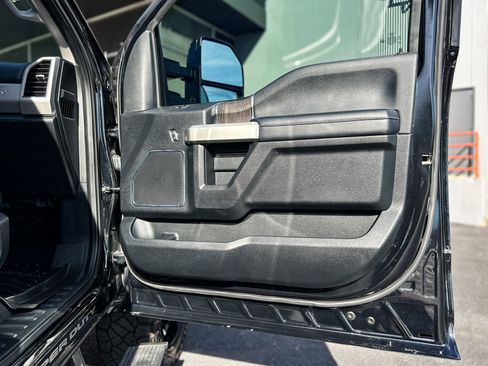 Used 2020 Ford F250 Lariat image 42