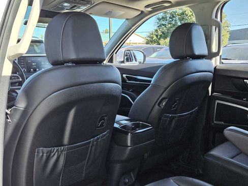 Used 2021 Kia Telluride S image 19