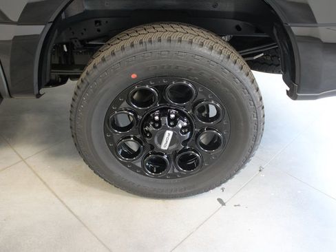 New 2025 Ford F250 Lariat w/ Lariat Ultimate Package image 56