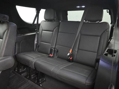 Used 2022 Chevrolet Suburban High Country AWD/4WD image 31