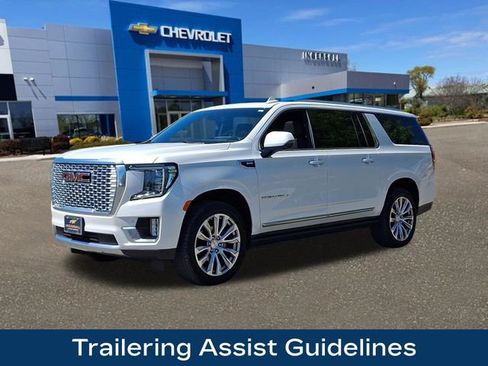 Used 2022 GMC Yukon XL Denali AWD/4WD image 34