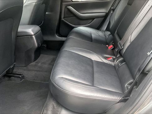 Used 2023 MAZDA MAZDA3 s image 17