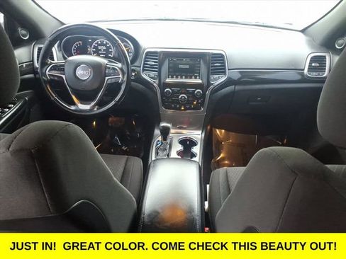 Used 2020 Jeep Grand Cherokee Laredo image 11