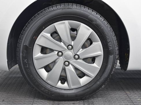 Used 2020 Kia Rio LX image 10