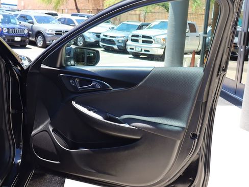 Used 2022 Chevrolet Malibu LT image 33