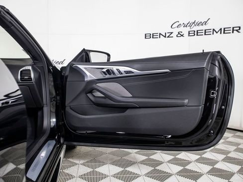 Used 2020 BMW M8 Convertible image 16