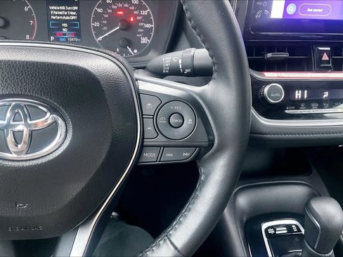 Used 2025 Toyota Corolla SE FWD image 23