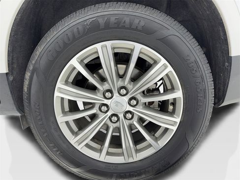 Used 2018 Cadillac XT5 Luxury w/ Driver Awareness Package image 49