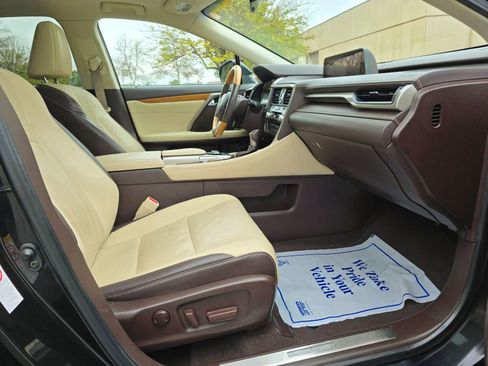 Used 2017 Lexus RX 350 FWD w/ Premium Package image 33