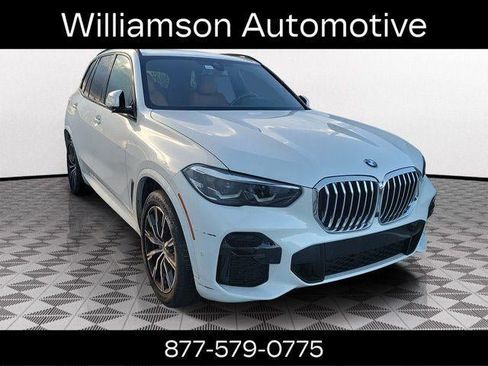 Used 2022 BMW X5 xDrive40i w/ M Sport Package AWD/4WD image 1