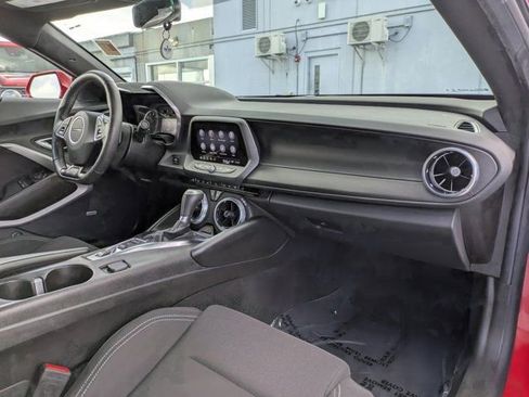 Used 2022 Chevrolet Camaro LT RWD image 13